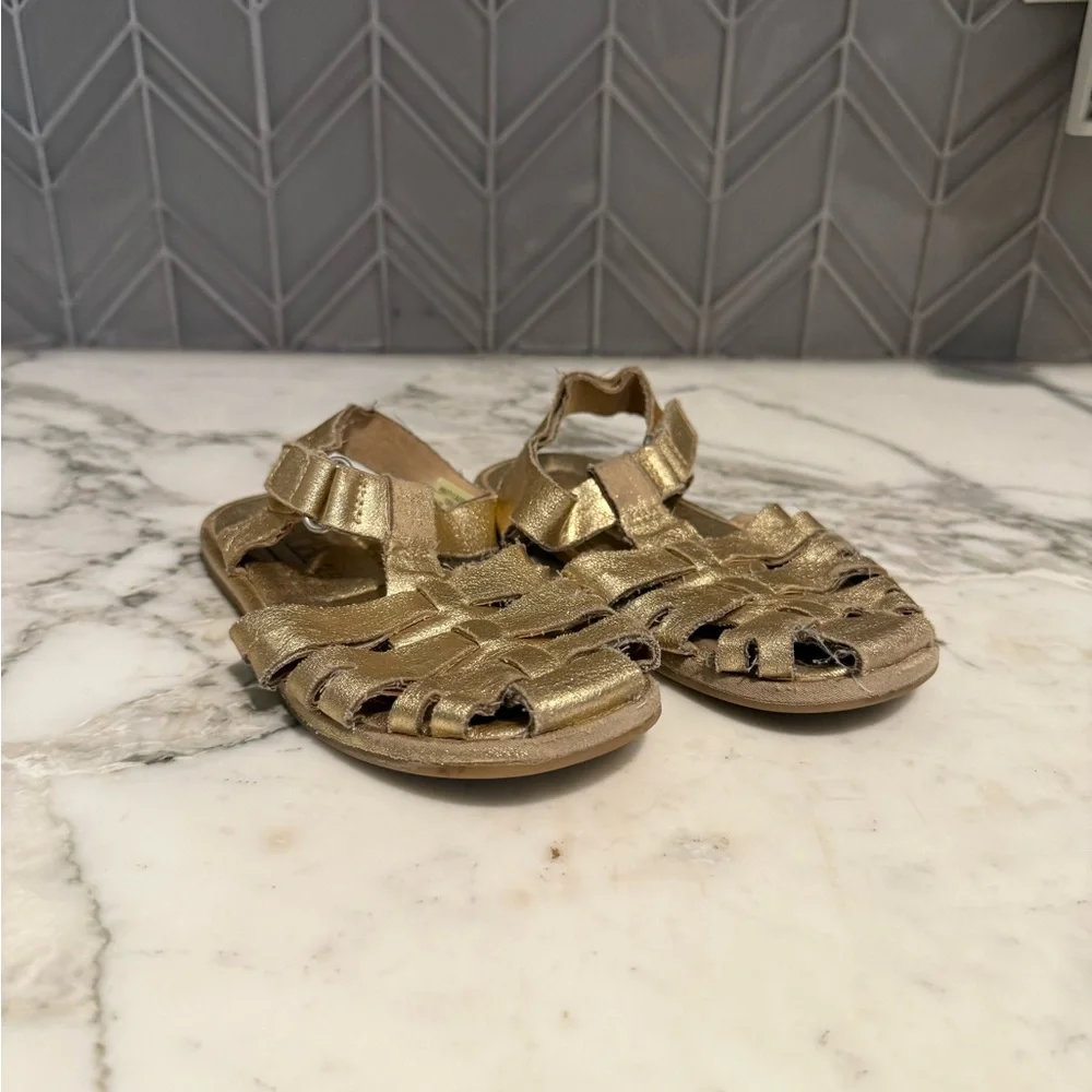 ADD‎ ON FOR $19 Zara Gold Sandals 8.5c H&M